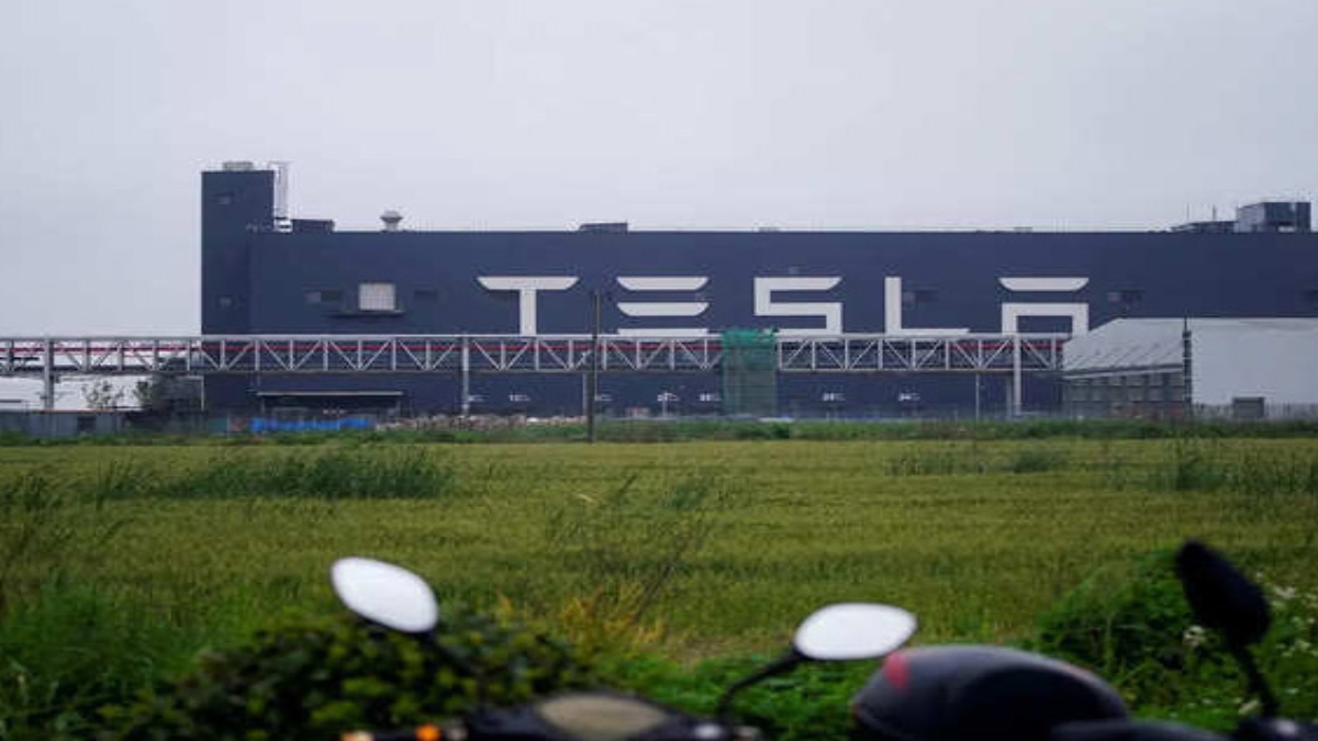 Tesla sued for misleading marketing